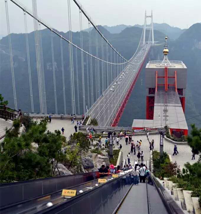 鳳凰古城、晚會、下游沱江泛舟兩日游