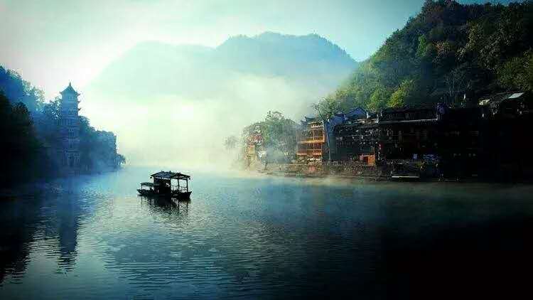 神秘湘西、鳳凰九景汽車兩日游