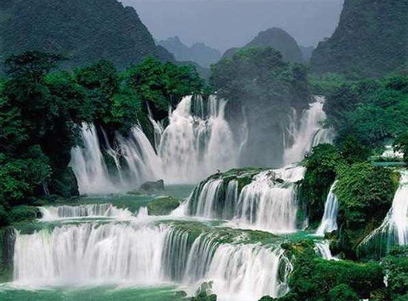 江西銅鼓?湯里溫泉、天柱峰、秋收起義紀(jì)念館2日游