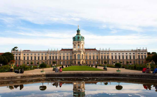 東歐五國+國王湖12天(德國 奧地利 捷克 斯洛伐克 匈牙利) 東歐五國+國王湖12天(德國 奧地利 捷克 斯洛伐克 匈牙利)