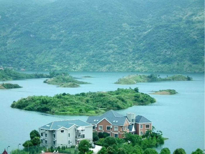 黃石?天空之城+仙島湖仙湖畫(huà)廊汽車純玩二日游