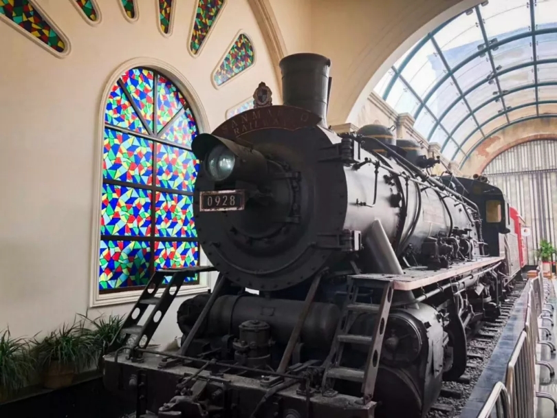 長沙?華誼兄弟電影小鎮(zhèn)、李自健美術(shù)館一日游